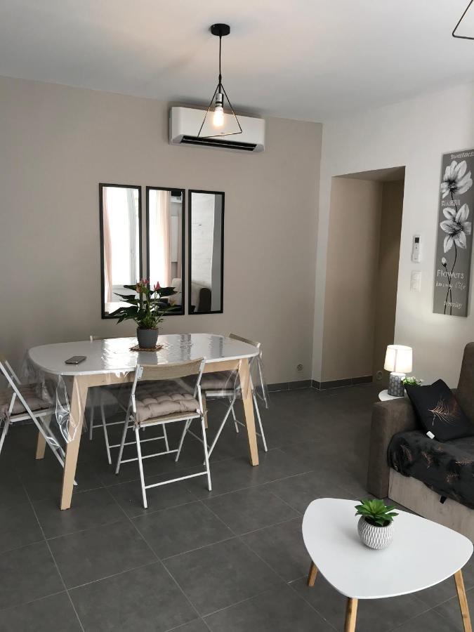 Le Benedictins Appartement Nîmes Buitenkant foto
